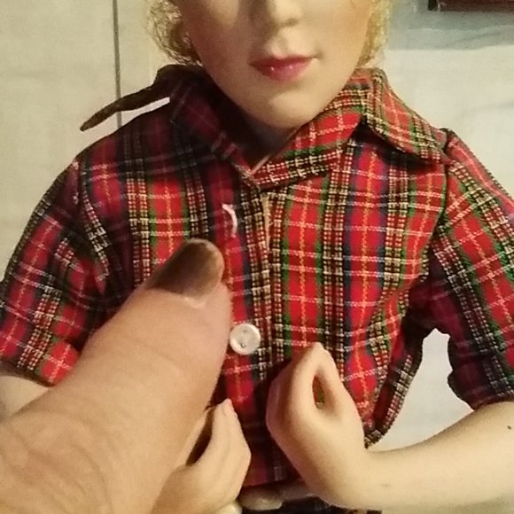 COPY - BRADFORD EXCHANGE DOLLS 3 W/ACCESSORIES - Picture 16 of 16